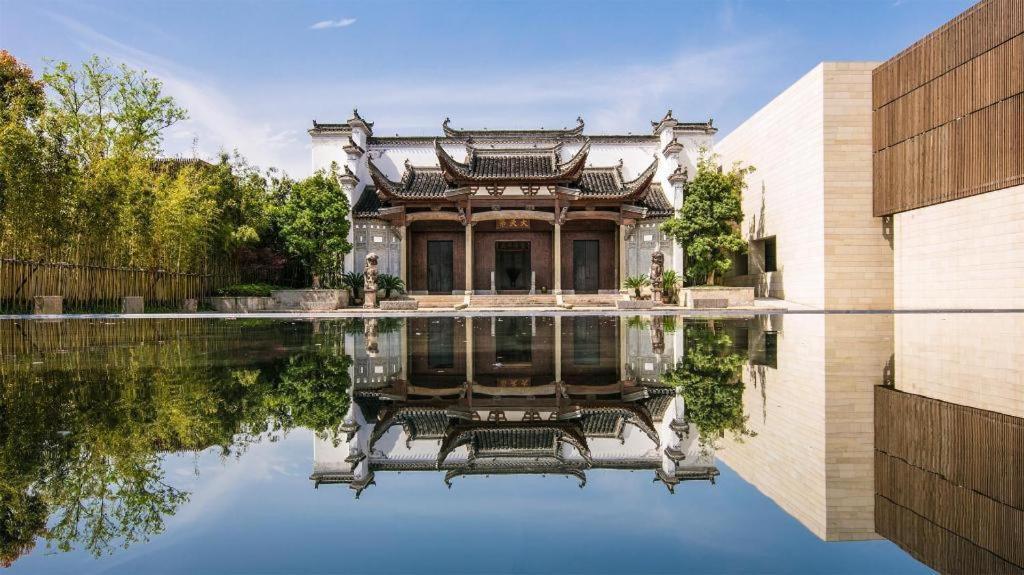 Отель Ahn Luh Zhu Jia Jiao Шанхай Экстерьер фото